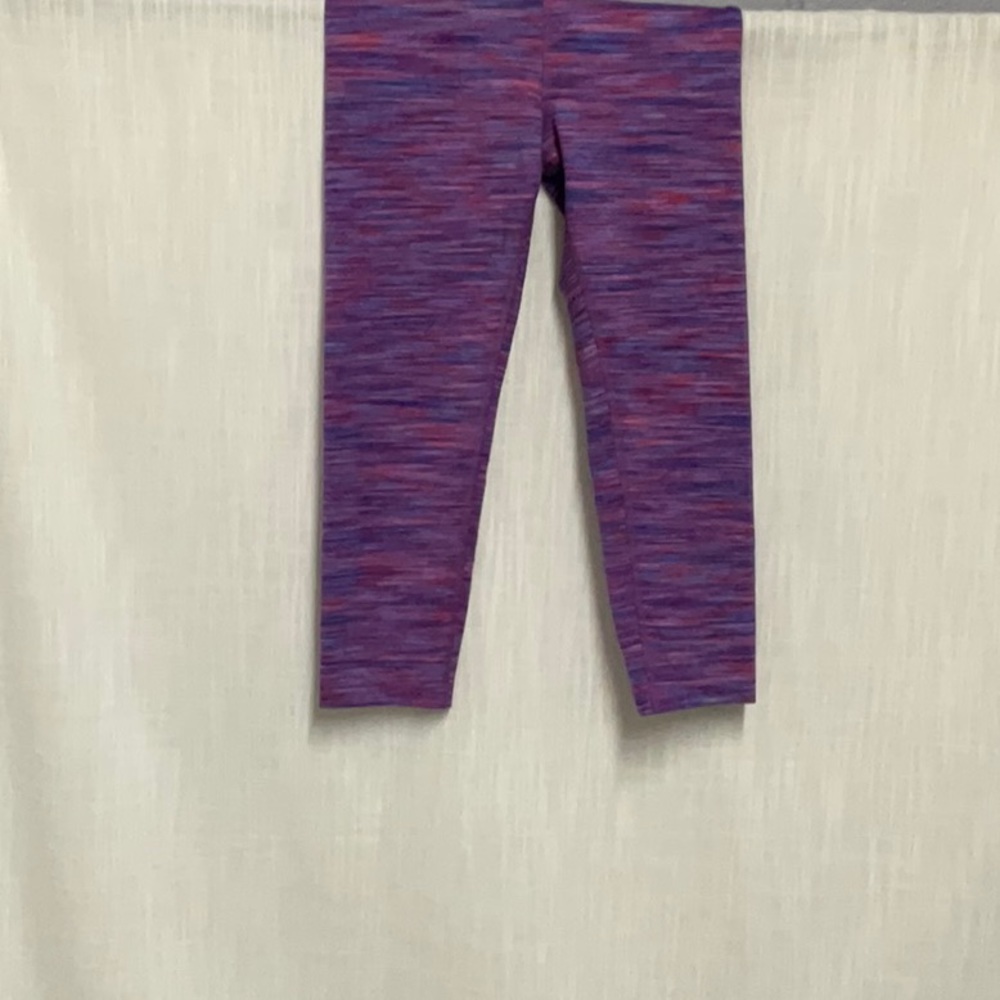 Athleta girl size large leggings Capri